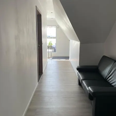 A&s - - * Ostende